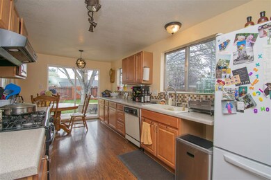 3331 Shari Way, Sparks, NV 89431 - photo 5