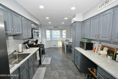 6 Ridge Dr, Hazlet, NJ 07730 - photo 4