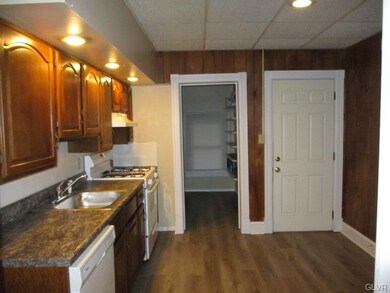 49 W Goepp St, Bethlehem, PA 18018 - photo 2