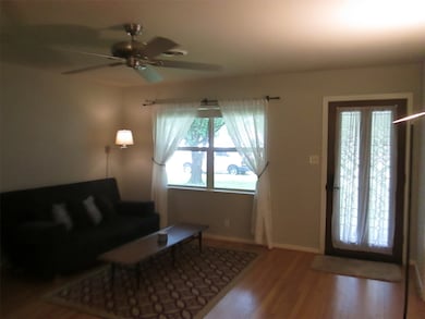 4806 Blanton Blvd, Houston, TX 77092 - photo 5