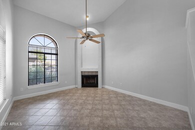 1718 S Longmore unit 105, Mesa, AZ 85202 - photo 2