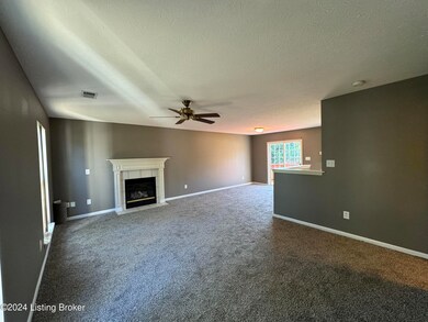 10118 Landwood Dr, Louisville, KY 40291 - photo 2