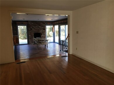 1005 Greenwich Ave, Warwick, RI 02886 - photo 3