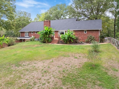 255 Hartley Rd, Camden, TN 38320 - photo 4