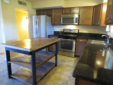 c Kitchen 2