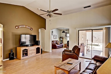 10232 E Knowles Ave, Mesa, AZ 85209 - photo 4