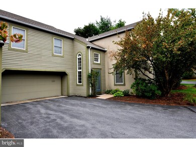 1949 Meadow Ln, Wyomissing, PA 19610 - photo 2