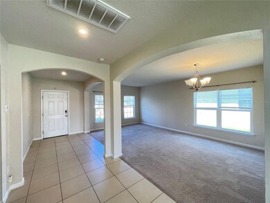 10180 Cross Timber Terrace, Land O' Lakes, FL 34638 - photo 6