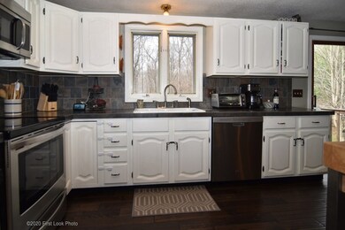 77 Hillside Ave, Rehoboth, MA 02769 - photo 5