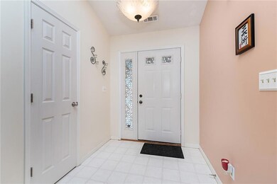 9694 Barrhill Ct, Fishers, IN 46038 - photo 3