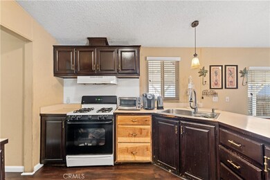 80 E Dawes St unit 153, Perris, CA 92571 - photo 5