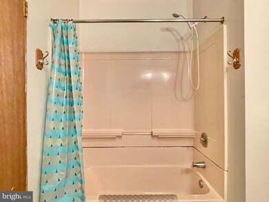 2316 Susan Ct, Atco, NJ 08004 - photo 5