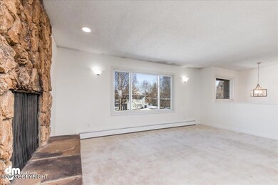 7330 Chad St, Anchorage, AK 99518 - photo 4