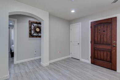 4220 N 36th St, Phoenix, AZ 85018 - photo 6