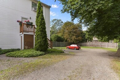 70 Garland Rd unit 1, Newton Center, MA 02459 - photo 6