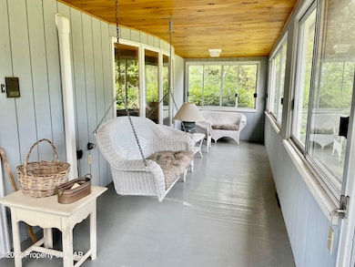 616 S Main Rd, Mountain Top, PA 18707 - photo 5