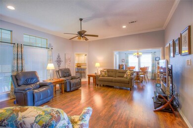 6413 Westgate Dr, North Richland Hills, TX 76182 - photo 6