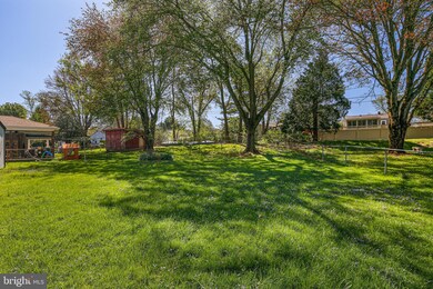 221 Greenview Ave, Reisterstown, MD 21136 - photo 6