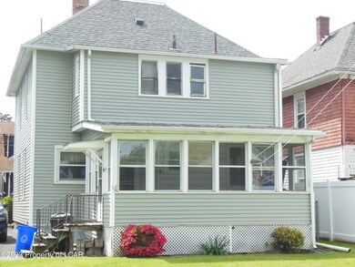 26 Snowden St, Kingston, PA 18704 - photo 4