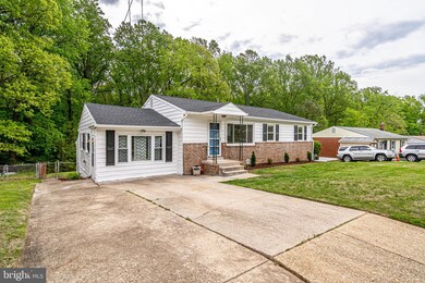 9004 Anna Dr, Clinton, MD 20735 - photo 3