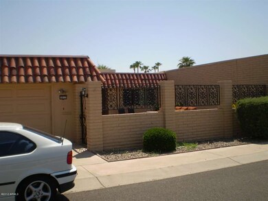10717 W Topaz Dr, Sun City, AZ 85351 - photo 2