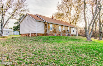 8633 County Lane 168, Carthage, MO 64836 - photo 5