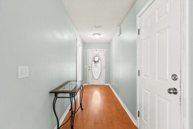 04-1760 Ivalea Cir-0004