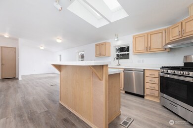 20221 76th Avenue Ct E unit 12, Spanaway, WA 98387 - photo 5