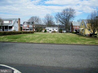 L22 Penn St, Pennsburg, PA - photo 4