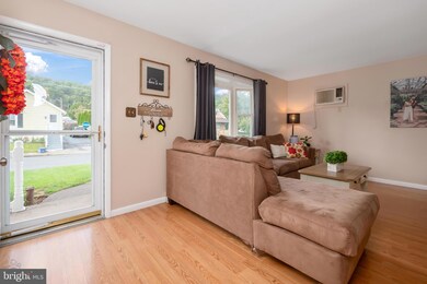 1226 Salisbury Rd, Allentown, PA 18103 - photo 7