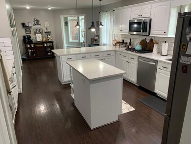 190 Gwinn Island Rd, Danville, KY 40422 - photo 7