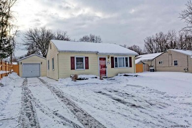 34 Vics Ct, Albany, NY 12205 - photo 6