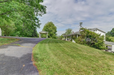 2770 w lynchburg salem tpke-44