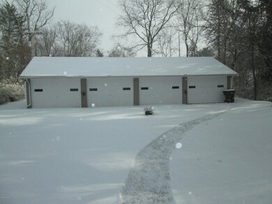 811 Topinabee Rd, Niles, MI 49120 - photo 6