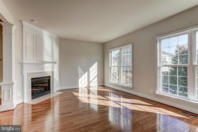 14604 Crossfield Way unit 240A, Woodbridge, VA 22191 - photo 7