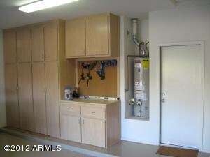 garage cabinets