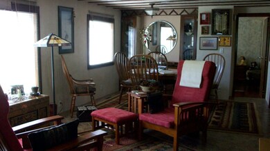 dining area<|><|>
