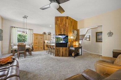 Family room 2