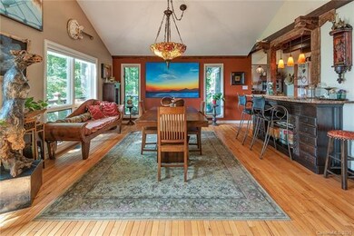 73 Charlyn Dr, Asheville, NC 28803 - photo 2