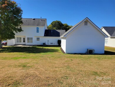 3827 Bent Creek Dr SW, Concord, NC 28027 - photo 7