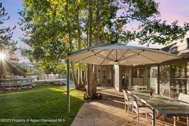 695Meadow_Med23092606