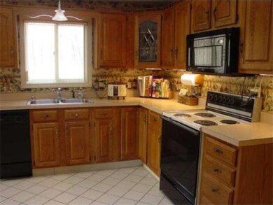 17 Windy Ridge Rd, Holden, MA 01520 - photo 5