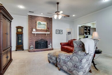 6425 Amundson Rd, North Richland Hills, TX 76182 - photo 7