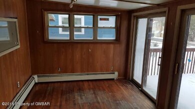 oa-37-5025-h2130385v-interior_24931_S