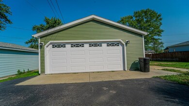 304 Prairie St, Crown Point, IN 46307 - photo 2