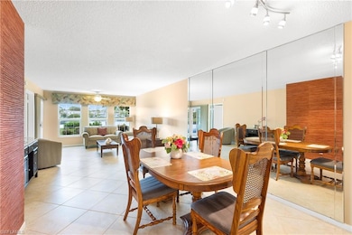 1708 Kings Lake Blvd unit 101, Naples, FL 34112 - photo 2