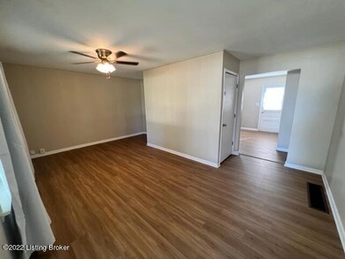 6204 E Manslick Rd, Louisville, KY 40219 - photo 2