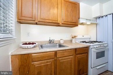 3823 26th Ave, Temple Hills, MD 20748 - photo 5