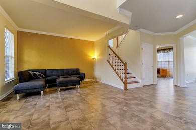 4263 Pemberley Ct, Woodbridge, VA 22193 - photo 3