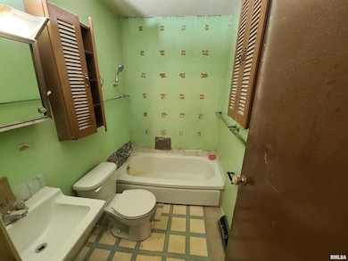 2930 N Lincoln Ave, Davenport, IA 52804 - photo 5